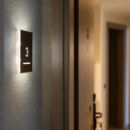 The Mall Luxury Apartment *