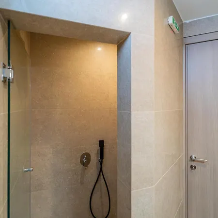 The Mall Luxury Apartman *