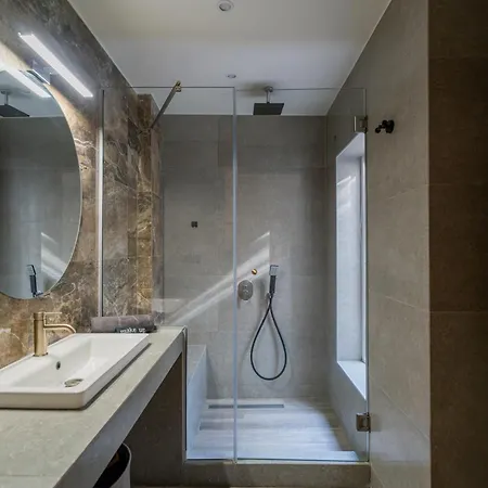 The Mall Luxury * Nikiti (Sithonia)